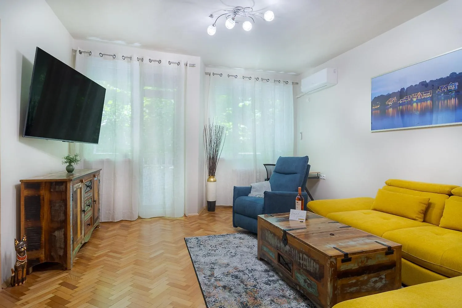 Spacious Sofia Condo - Philadelphia Love